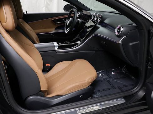 Certified 2026 Mercedes-Benz CLE 300 4MATIC Coupe image 28