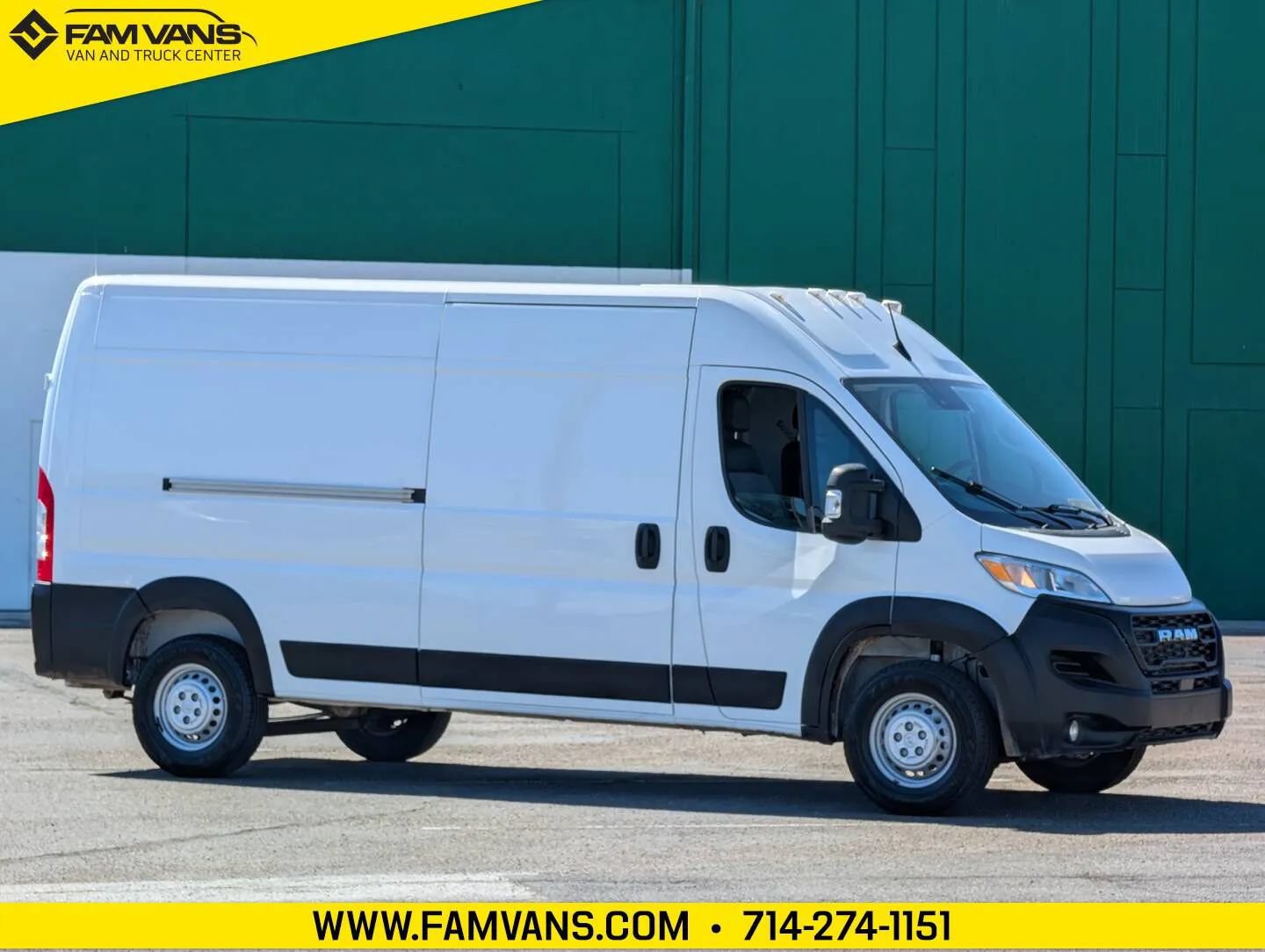 Used 2025 RAM ProMaster 2500 w/ Convenience Group FWD image 1