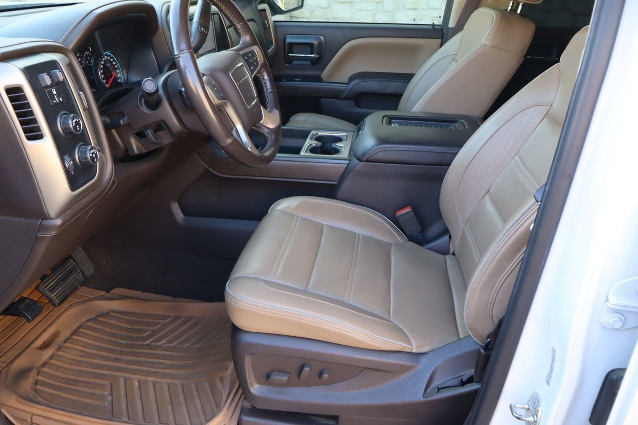 Used 2018 GMC Sierra 1500 Denali w/ Denali Ultimate Package AWD/4WD image 16
