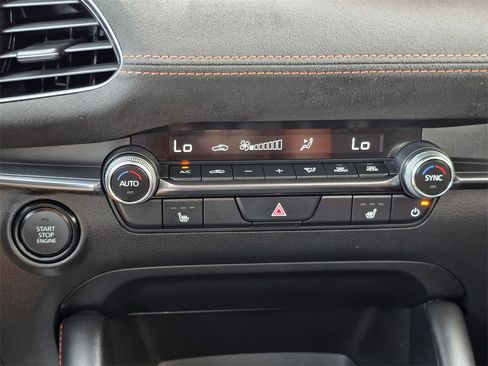 Used 2024 MAZDA MAZDA3 s image 15