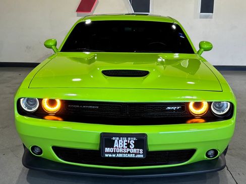 Used 2015 Dodge Challenger SRT w/ Technology Group RWD image 2