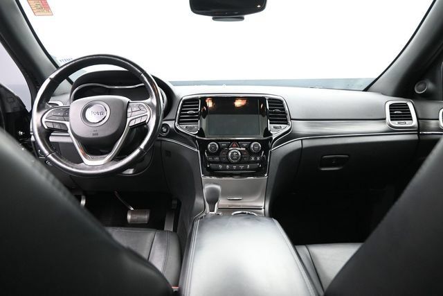 Used 2019 Jeep Grand Cherokee Limited AWD/4WD image 9