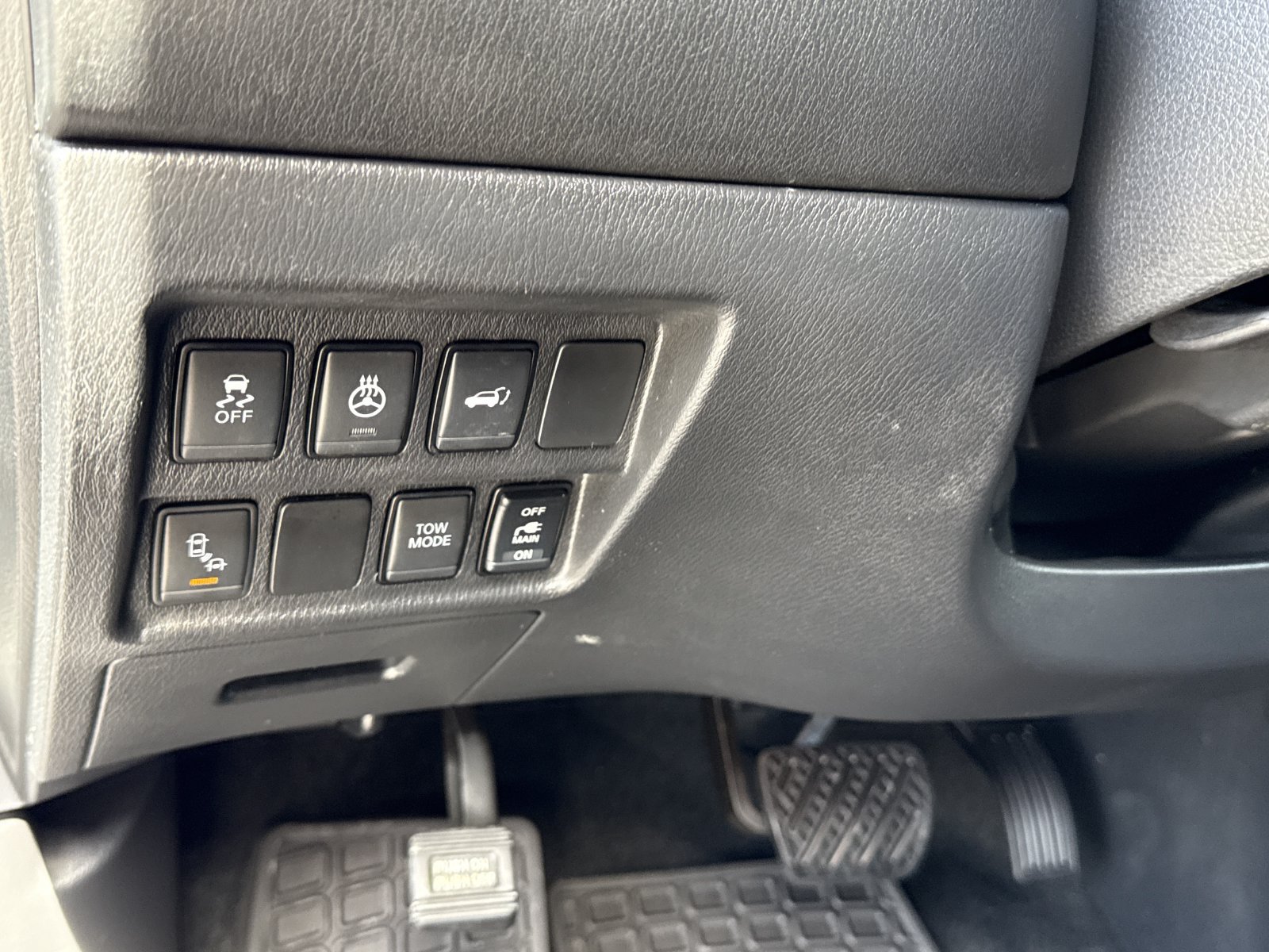 Used 2019 Nissan Pathfinder SL FWD image 18