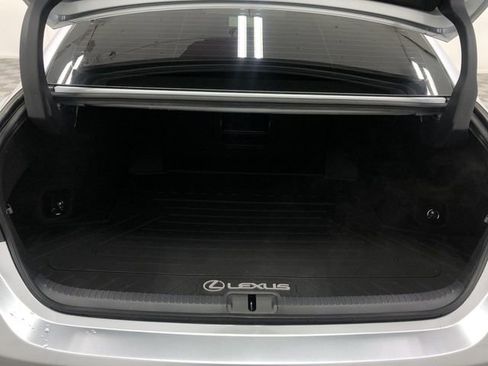 Used 2025 Lexus ES 350 w/ Premium Package image 24