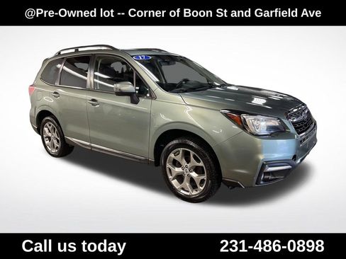 Used 2017 Subaru Forester 2.5i Touring AWD/4WD image 7