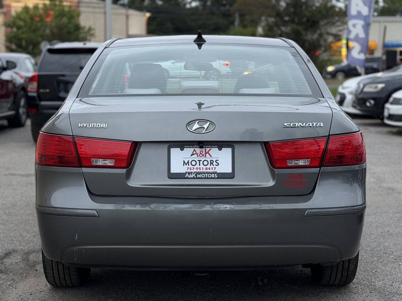 Used 2010 Hyundai Sonata GLS FWD image 7