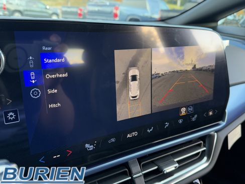 New 2026 Chevrolet Equinox EV LT image 16