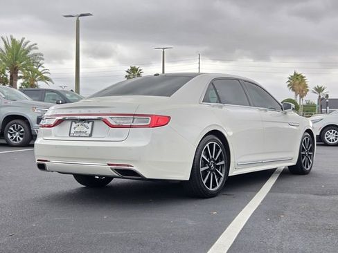 Used 2017 Lincoln Continental Reserve image 6