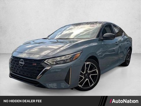 Certified 2025 Nissan Sentra SR w/ SR Premium Package FWD image 1