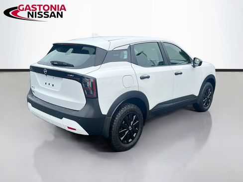 Used 2025 Nissan Kicks S FWD image 9