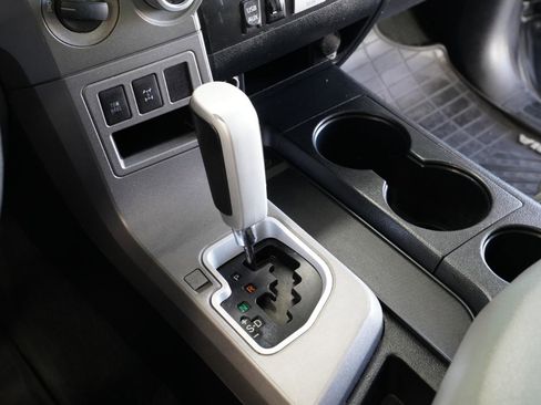 Used 2014 Toyota Sequoia Limited image 22