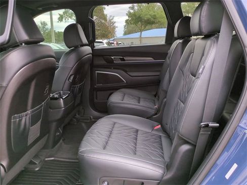 Used 2025 Kia Telluride SX X-Line image 14