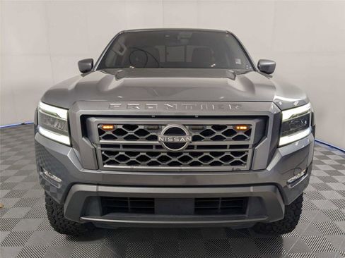 Used 2022 Nissan Frontier SV w/ SV Premium Package image 3
