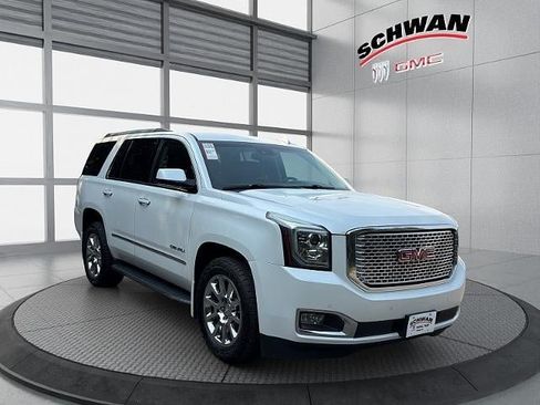 Used 2016 GMC Yukon Denali w/ Open Road Package AWD/4WD image 2