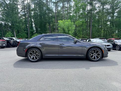 Used 2015 Chrysler 300 S RWD image 8
