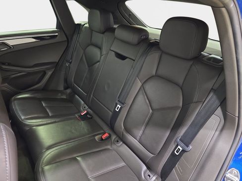 Used 2017 Porsche Macan AWD/4WD image 17