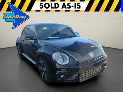 Used 2014 Volkswagen Beetle R-Line FWD image 1