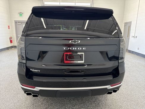 Used 2025 Chevrolet Tahoe High Country AWD/4WD image 4