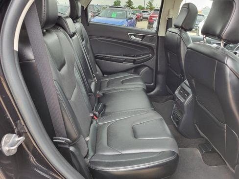 Used 2020 Ford Edge Titanium w/ Equipment Group 301A AWD/4WD image 12