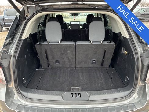 Used 2025 Ford Explorer Active AWD/4WD image 39