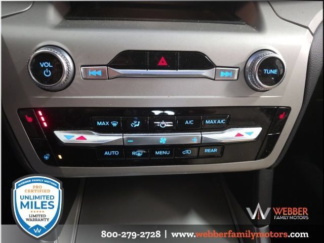 Used 2023 Ford Explorer XLT w/ Equipment Group 202A AWD/4WD image 22