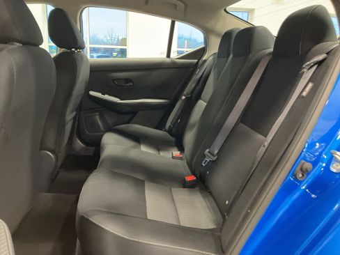 Used 2025 Nissan Sentra SV image 24