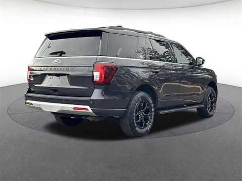 Used 2022 Ford Expedition Timberline image 5