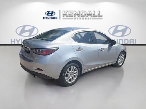 Used 2018 Toyota Yaris iA FWD image 6