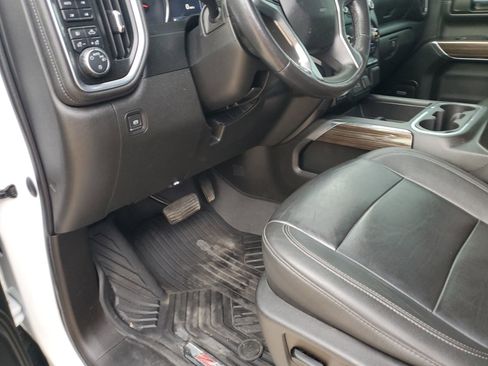 Used 2021 Chevrolet Silverado 1500 LT Trail Boss w/ Convenience Package II image 25