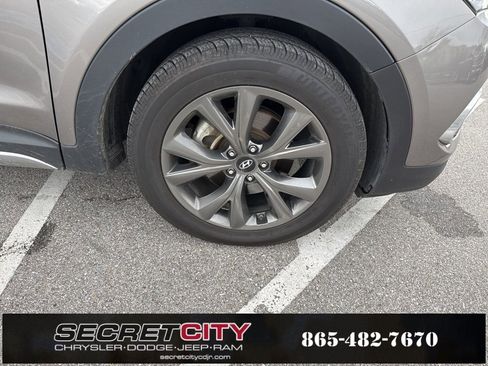 Used 2018 Hyundai Santa Fe Sport image 10