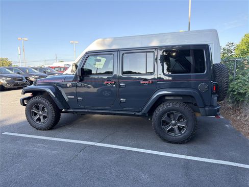 Used 2018 Jeep Wrangler Unlimited Rubicon AWD/4WD image 6