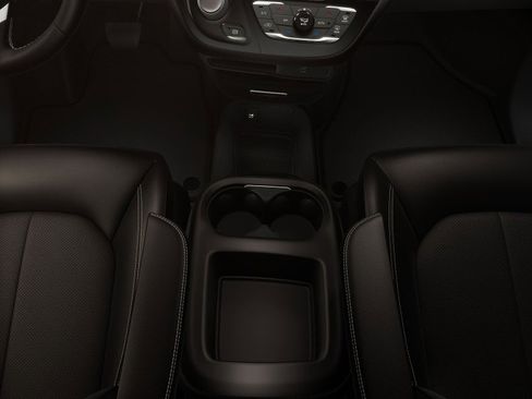 New 2026 Chrysler Pacifica Select image 4