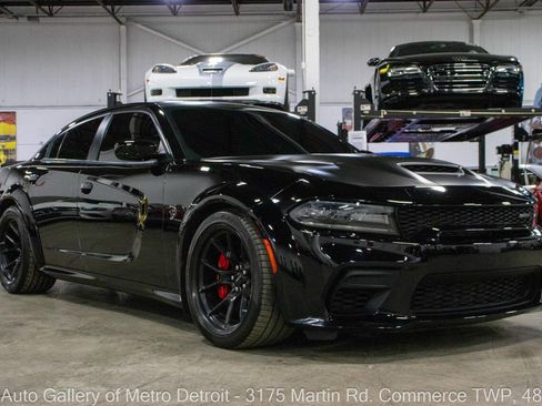 Used 2021 Dodge Charger SRT Hellcat image 10
