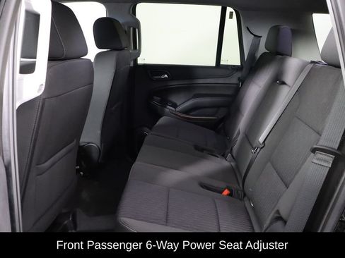 Used 2020 Chevrolet Tahoe 2WD w/ Enhanced Driver Alert Package image 16