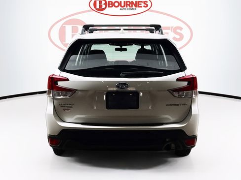 Used 2023 Subaru Forester Premium AWD/4WD image 9