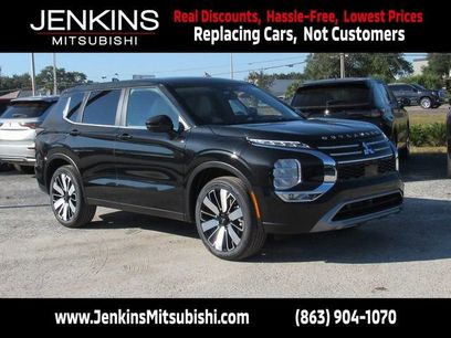 New 2025 Mitsubishi Outlander SE