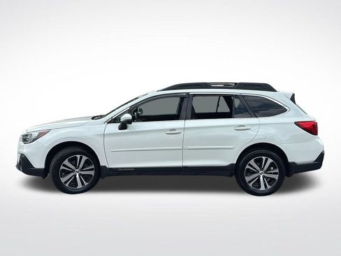 Used 2018 Subaru Outback 3.6R Limited AWD/4WD image 4