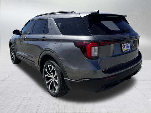 New 2026 Ford Explorer ST-Line AWD/4WD image 3