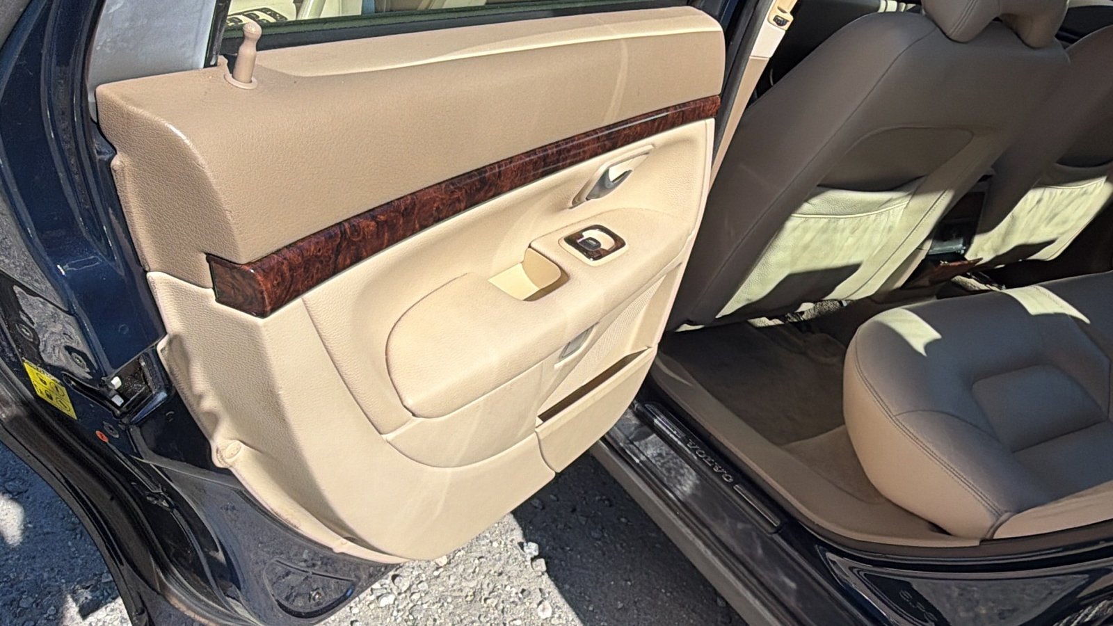 Used 2004 Volvo S80 2.5T FWD image 19