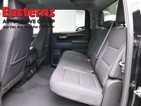 Used 2024 Chevrolet Silverado 1500 LT AWD/4WD image 23