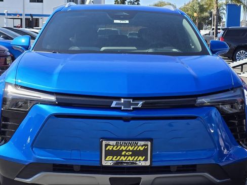 Used 2025 Chevrolet Blazer EV LT w/ Super Cruise Package AWD/4WD image 4
