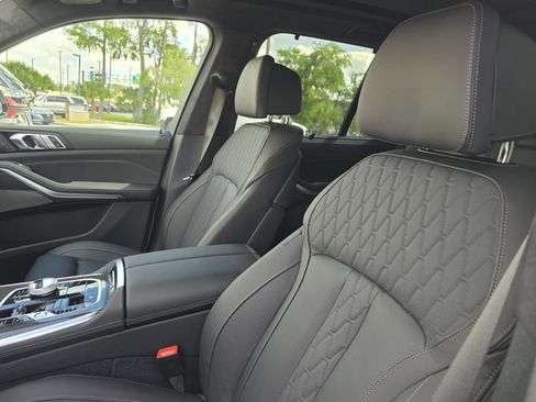 New 2026 BMW X5 M60i AWD/4WD image 16