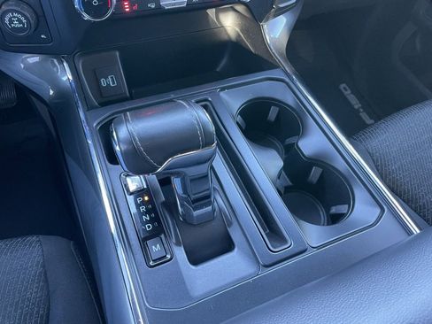 Used 2022 Ford F150 XLT w/ Equipment Group 302A High image 13