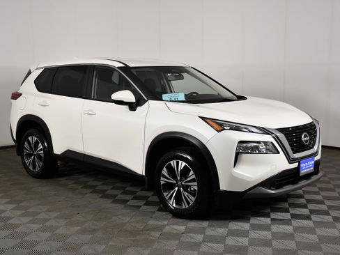 Used 2023 Nissan Rogue SV AWD/4WD image 4