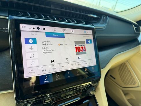 Used 2021 Jeep Grand Cherokee L Limited w/ Trailer Tow Group (B) image 24