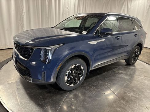 New 2026 Kia Sorento S image 1