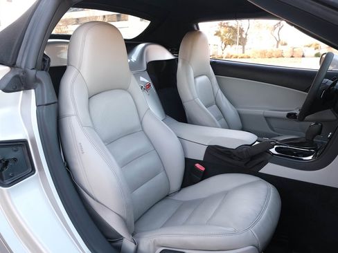 Used 2008 Chevrolet Corvette Convertible w/ Preferred Equipment Group image 22