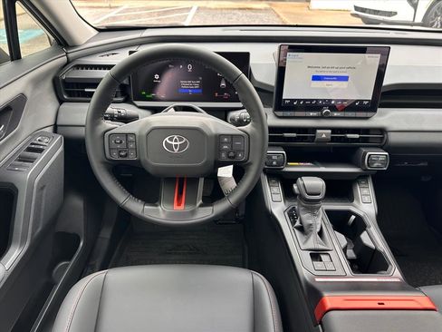 New 2026 Toyota RAV4 FWD image 7