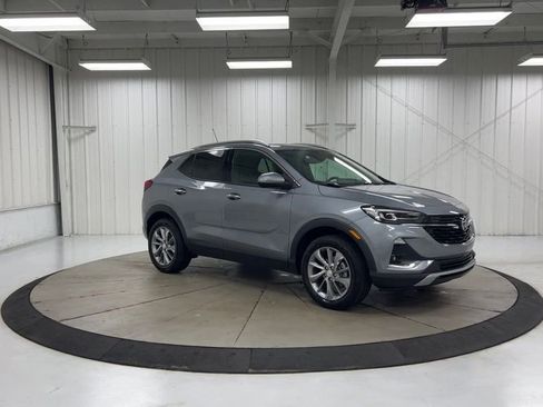 Used 2023 Buick Encore GX Essence w/ Experience Buick Package image 2