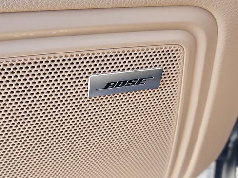 Certified 2025 Porsche Macan image 21